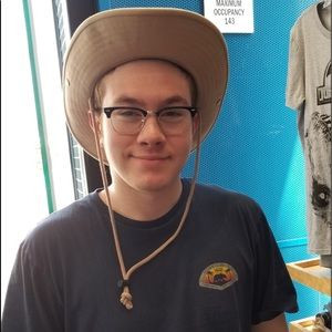 Meet your Posher, Garrett